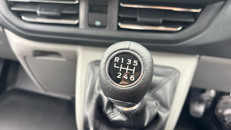 Ford Transit Custom 280 L1 Diesel Fwd 2.0 EcoBlue 110ps H1 Van Leader